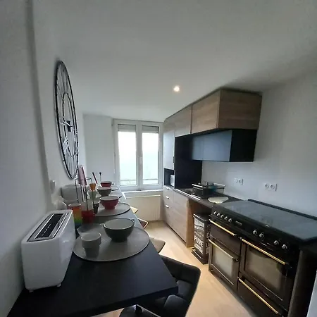 Hyper Centre, F2 Refait A Neuf